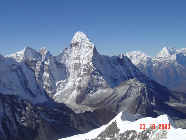 Ama Dablam z vrcholku v celé své kráse.