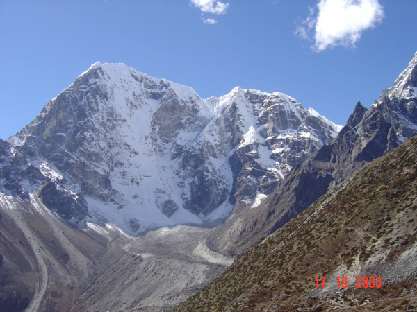 Pohledy na Lobuche Peak - tak kudy by to šlo?