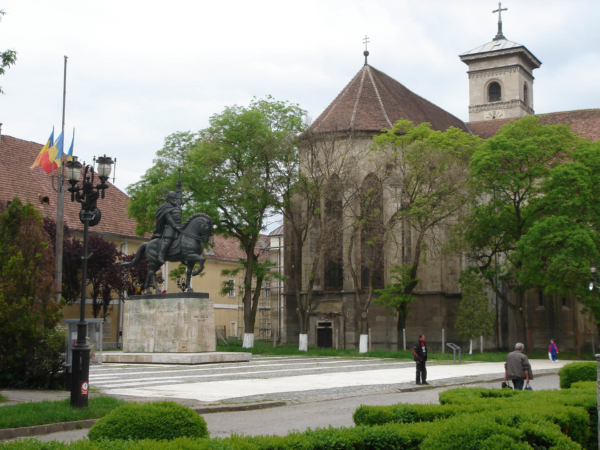 Alba Iulia městská pevnost a římskokatolická katedrála.