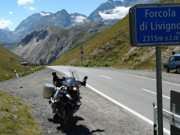 Z Forcola passu pohled zpět k Bernina passu