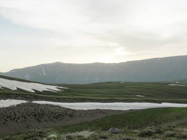 Vulkanické jezero Nemrut - to větší.