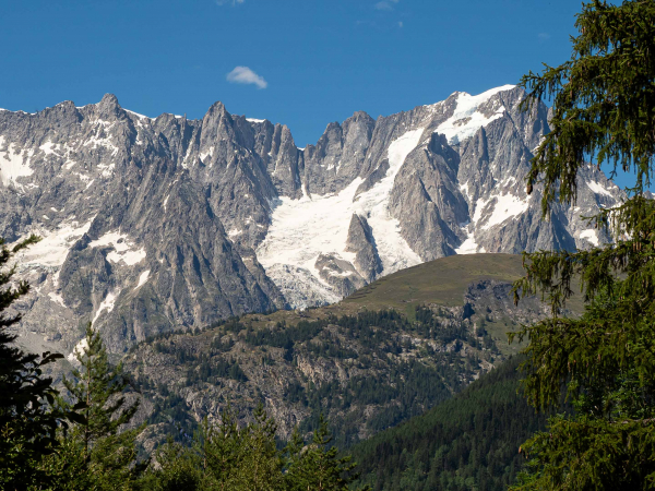 Pohled na Mont Blanc z Italské strany.