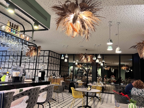 Restaurace našeho hotelu 
Vincci Bonjardim v 5. patře.